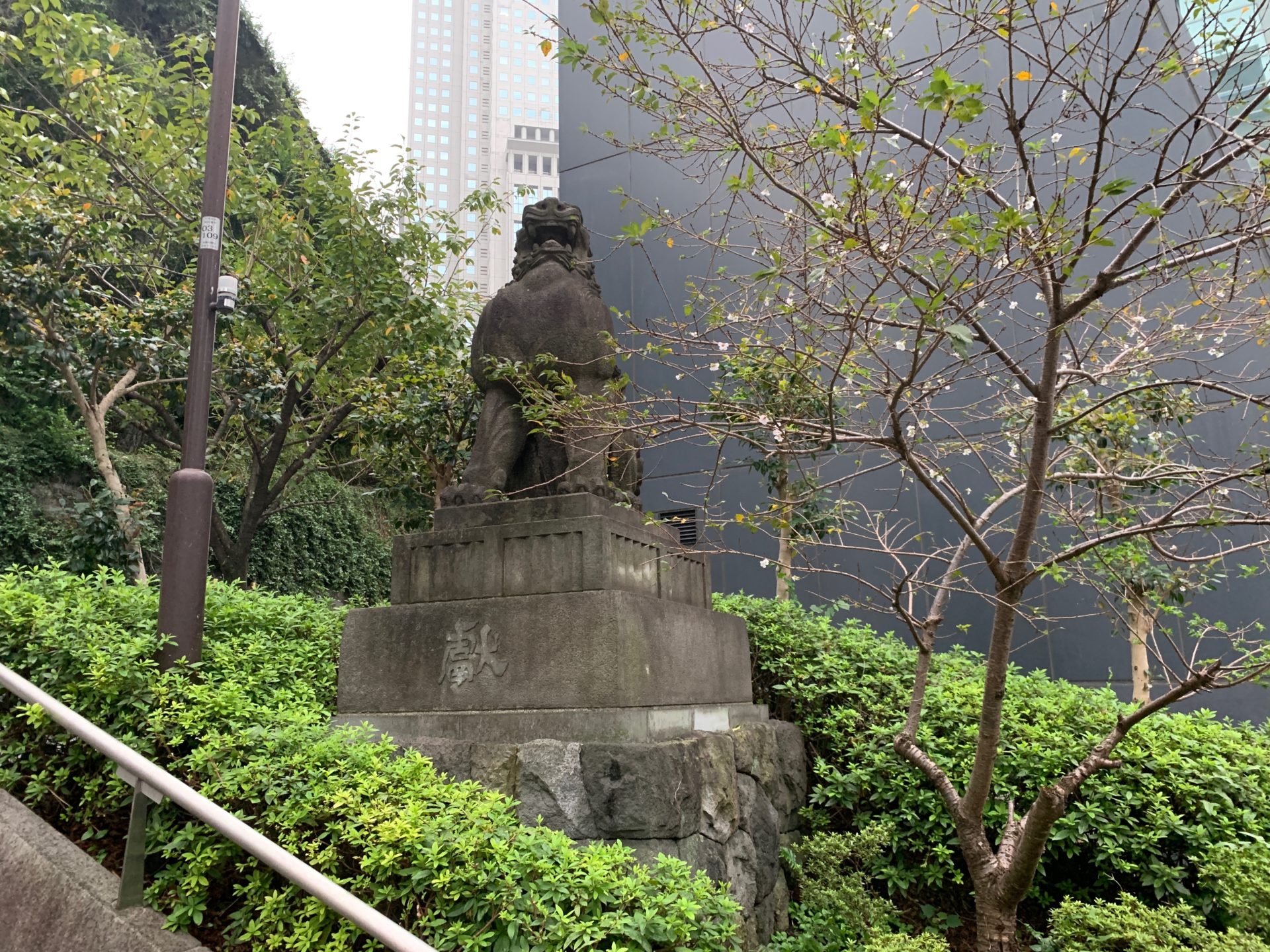 日枝神社の狛犬 阿像