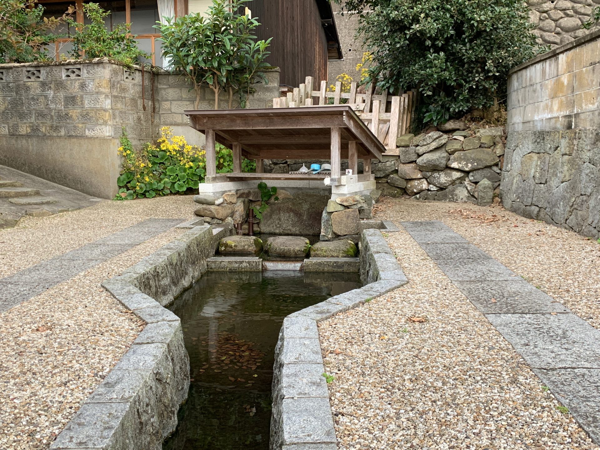 出雲大社境外の御霊水「真名井の清水」
