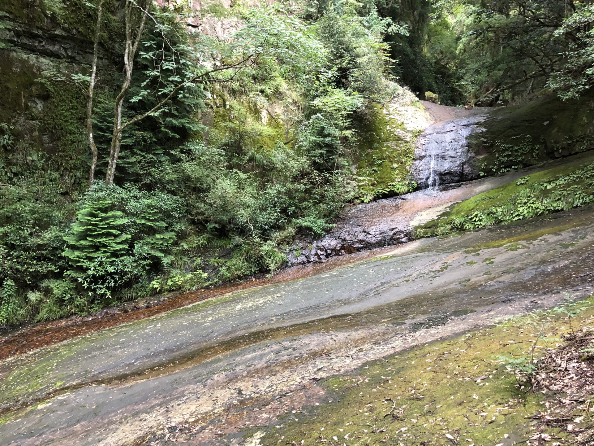 吉祥龍穴の渓流「招雨瀑」