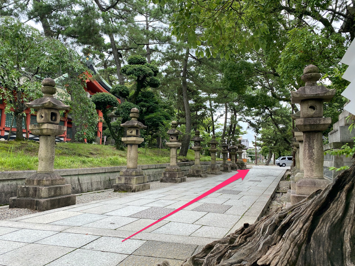 船玉神社への道