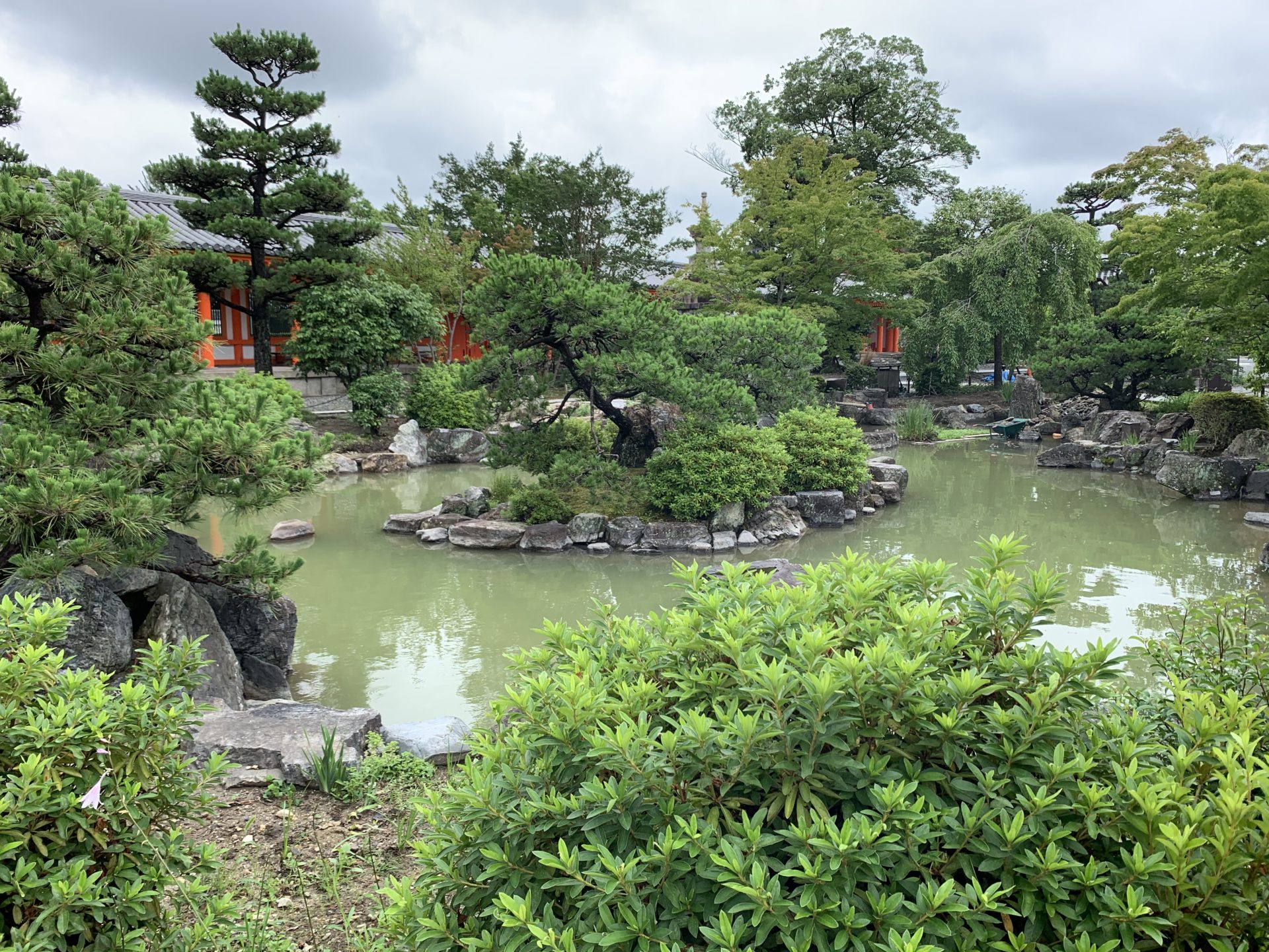 三十三間堂の庭園