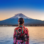 富士山と女性